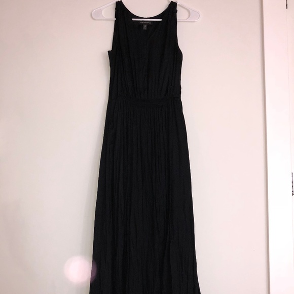 SOLD! - Black Banana Republic Goddess Maxi Dress - Picture 6 of 8